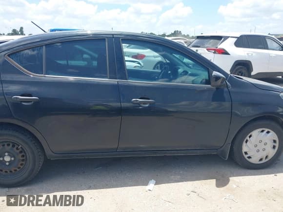 ✅ 2016 Nissan Versa S • VIN: 3N1CN7AP0GL868714 • Lot: 42814086. Listed on IAAI with 69,229 mi. Free auction sales archive from the USA and detailed vehicle history report at DreamBid. Image 13.
