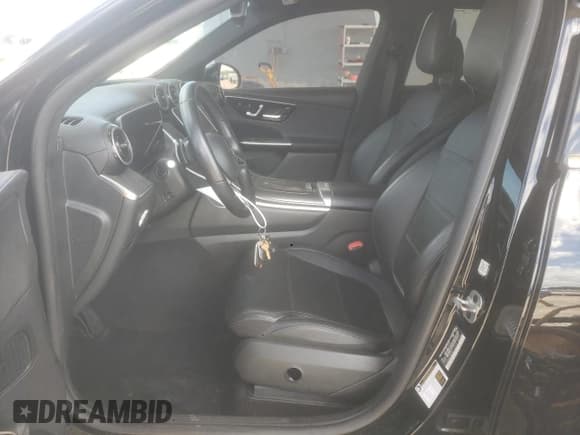 ✅ 2024 Mercedes-Benz GLC 300 • VIN: W1NKM4HB0RF113119 • Лот: 87485195. Опубликован ранее на Copart с пробегом 47 979 миль. Бесплатный доступ к архиву аукционных продаж из США и подробный отчёт об истории автомобиля на DreamBid. Изображение 7.