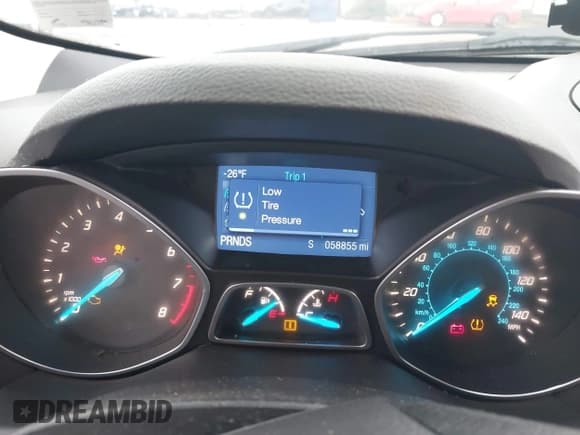 ✅ 2014 Ford Escape SE • VIN: 1FMCU0GX6EUB92878 • Lot: 43773393. Wystawiony na IAAI z przebiegiem 58 855 mil. Bezpłatny archiwum sprzedaży aukcyjnych z USA i szczegółowy raport historii pojazdu na DreamBid. Zdjęcie 7.