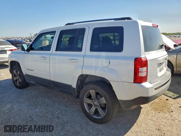 ✅ 2016 Jeep Patriot Sport • VIN: 1C4NJPBA3GD603030 • Lot: 94599145. Listed on Copart with 132,070 mi. Free auction sales archive from the USA and detailed vehicle history report at DreamBid. Image 2.
