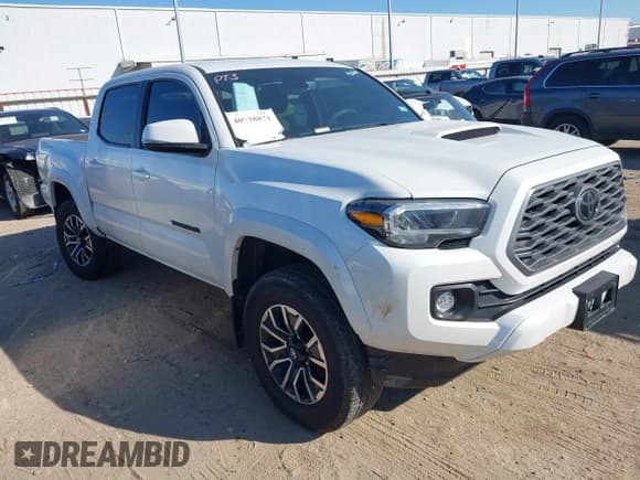 ✅ 2023 Toyota Tacoma SR5 • VIN: 3TYAZ5CN1PT041036 • Lot: 40938871. Listed on IAAI with 10,655 mi. Free auction sales archive from the USA and detailed vehicle history report at DreamBid. Image 1.
