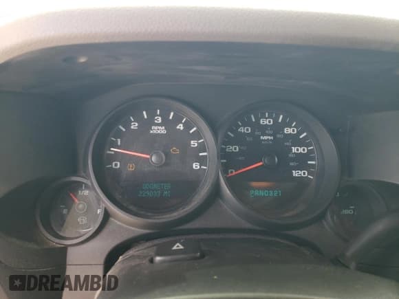 ✅ 2009 Chevrolet Silverado 1500 Work Truck • VIN: 1GCEC19019Z223601 • Lot: 65387945. Wystawiony na Copart z przebiegiem 229 033 mil. Bezpłatny archiwum sprzedaży aukcyjnych z USA i szczegółowy raport historii pojazdu na DreamBid. Zdjęcie 9.