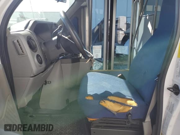 ✅ 2013 Ford Econoline Commercial • VIN: 1FDEE3FLXDDB12759 • Lot: 78123774. Listed on Copart with 103,342 mi. Free auction sales archive from the USA and detailed vehicle history report at DreamBid. Image 7.