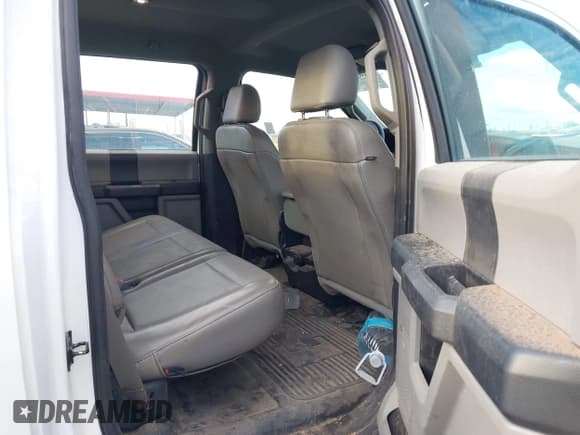 ✅ 2019 Ford F-350 Platinum • VIN: 1FT7W3B60KEC08112 • Lot: 43103566. Listed on IAAI with 77,679 mi. Free auction sales archive from the USA and detailed vehicle history report at DreamBid. Image 8.