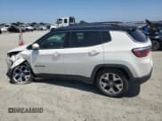 ✅ 2020 Jeep Compass High Altitude • VIN: 3C4NJDCB6LT111487 • Lot: 56047705. Wystawiony na Copart z przebiegiem 82 400 mil. Bezpłatny archiwum sprzedaży aukcyjnych z USA i szczegółowy raport historii pojazdu na DreamBid. Zdjęcie 2.