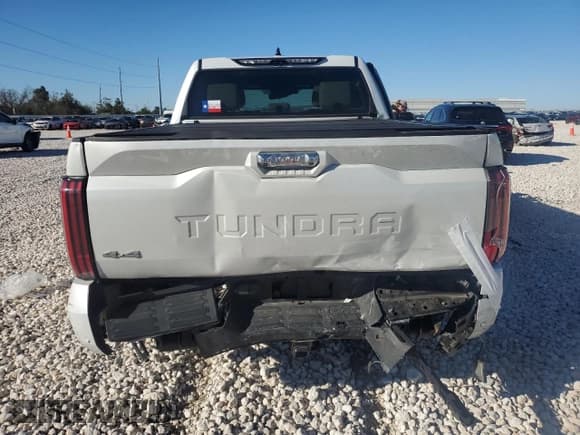 ✅ 2023 Toyota Tundra 1794 Edition • VIN: 5TFMC5DB6PX014651 • Лот: 80339014. Опубликован ранее на Copart с пробегом Не указан. Бесплатный доступ к архиву аукционных продаж из США и подробный отчёт об истории автомобиля на DreamBid. Изображение 6.