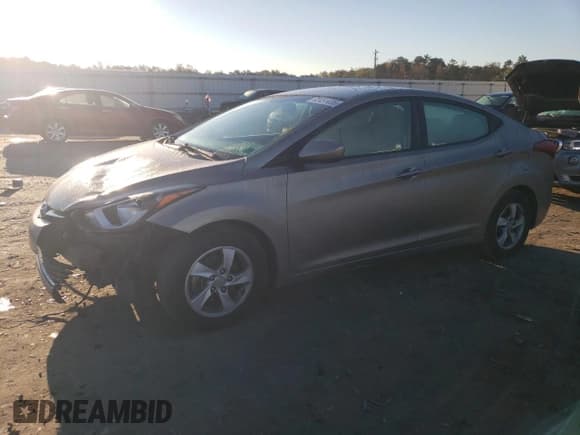 ✅ 2015 Hyundai Elantra SE • VIN: 5NPDH4AE1FH576378 • Lot: 82451425. Listed on Copart with 68,421 mi. Free auction sales archive from the USA and detailed vehicle history report at DreamBid. Image 1.