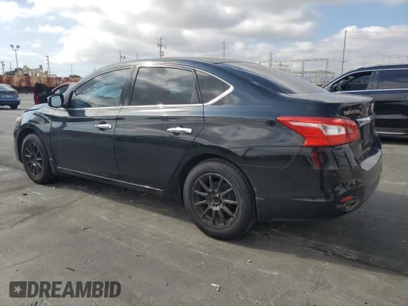 ✅ 2016 Nissan Sentra S • VIN: 3N1AB7AP3GY210002 • Lot: 82742985. Wystawiony na Copart z przebiegiem 132 746 mil. Bezpłatny archiwum sprzedaży aukcyjnych z USA i szczegółowy raport historii pojazdu na DreamBid. Zdjęcie 2.