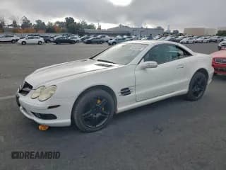 ✅ 2006 Mercedes-Benz SL 500 • VIN: WDBSK75F46F112829 • Lot: 96600395. Wystawiony na Copart z przebiegiem 142 336 mil. Bezpłatny archiwum sprzedaży aukcyjnych z USA i szczegółowy raport historii pojazdu na DreamBid. Zdjęcie 1.
