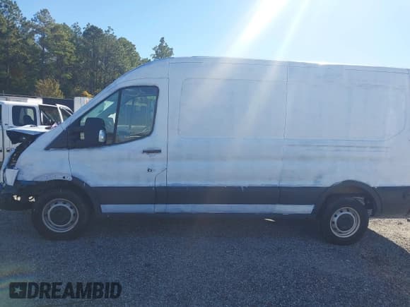 ✅ 2019 Ford Transit • VIN: 1FTYR2CM4KKB00841 • Лот: 43118975. Опубликован ранее на IAAI с пробегом 115 898 миль. Бесплатный доступ к архиву аукционных продаж из США и подробный отчёт об истории автомобиля на DreamBid. Изображение 14.