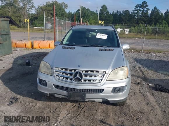 ✅ 2006 Mercedes-Benz M 350 • VIN: 4JGBB86E56A005181 • Lot: 43274749. Listed on IAAI with 163,825 mi. Free auction sales archive from the USA and detailed vehicle history report at DreamBid. Image 6.