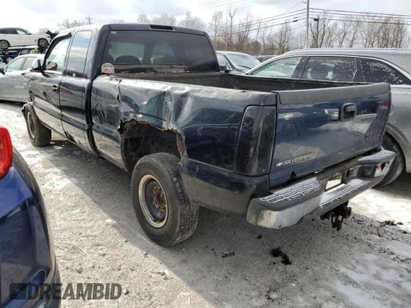 ✅ 2004 GMC Sierra 2500 SLE • VIN: 1GTGK29U24Z109460 • Лот: 88881825. Опубликован ранее на Copart с пробегом 153 095 миль. Бесплатный доступ к архиву аукционных продаж из США и подробный отчёт об истории автомобиля на DreamBid. Изображение 2.
