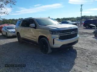 ✅ 2021 Chevrolet Suburban RST • VIN: 1GNSCEKD4MR485958 • Lot: 41275166. Wystawiony na IAAI z przebiegiem 140 991 mil. Bezpłatny archiwum sprzedaży aukcyjnych z USA i szczegółowy raport historii pojazdu na DreamBid. Zdjęcie 1.
