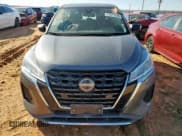 ✅ 2022 Nissan Kicks S • VIN: 3N1CP5BV3NL511388 • Лот: 71911235. Опубликован ранее на Copart с пробегом 38 541 миль. Бесплатный доступ к архиву аукционных продаж из США и подробный отчёт об истории автомобиля на DreamBid. Изображение 5.