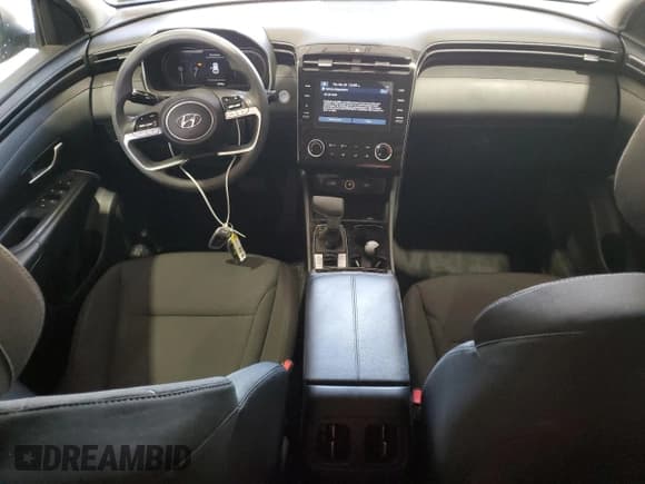 ✅ 2022 Hyundai Tucson Preferred • VIN: KM8JBCAE3NU170567 • Lot: 49965335. Wystawiony na Copart z przebiegiem 22 950 mil. Bezpłatny archiwum sprzedaży aukcyjnych z USA i szczegółowy raport historii pojazdu na DreamBid. Zdjęcie 8.