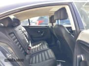 ✅ 2014 Volkswagen CC Executive • VIN: WVWRP7AN7EE501483 • Lot: 42090985. Listed on IAAI with 121,737 mi. Free auction sales archive from the USA and detailed vehicle history report at DreamBid. Image 8.