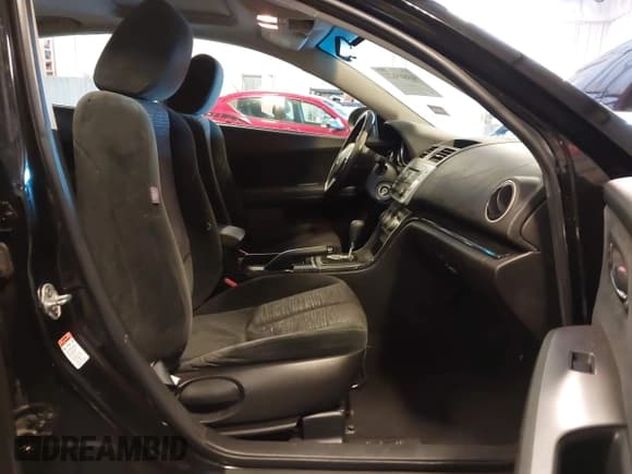 ✅ 2010 Mazda 6 i Touring • VIN: 1YVHZ8CH0A5M09722 • Lot: 43815621. Listed on IAAI with 173,693 mi. Free auction sales archive from the USA and detailed vehicle history report at DreamBid. Image 5.