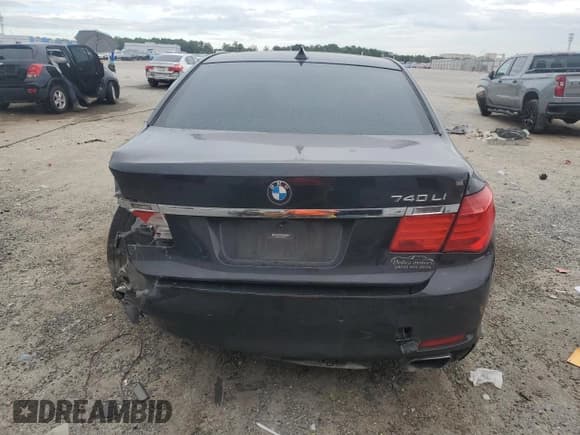 ✅ 2012 BMW 7 Series 740Li • VIN: WBAKB4C57CC575763 • Lot: 81895775. Listed on Copart with 203,974 mi. Free auction sales archive from the USA and detailed vehicle history report at DreamBid. Image 6.