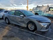 ✅ 2026 Toyota Camry LE • VIN: 4T1DAACK2TU657649 • Lot: 94026705. Wystawiony na Copart z przebiegiem 6 079 mil. Bezpłatny archiwum sprzedaży aukcyjnych z USA i szczegółowy raport historii pojazdu na DreamBid. Zdjęcie 4.
