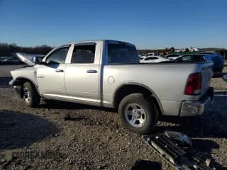 ✅ 2010 Dodge 1500 ST • VIN: 1D7RB1CPXAS138687 • Lot: 41976405. Wystawiony na Copart z przebiegiem 176 371 mil. Bezpłatny archiwum sprzedaży aukcyjnych z USA i szczegółowy raport historii pojazdu na DreamBid. Zdjęcie 2.