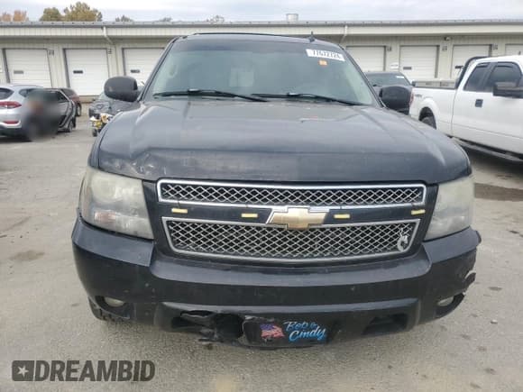 ✅ 2007 Chevrolet Suburban LTZ • VIN: 3GNFK16Y97G308434 • Lot: 77672724. Wystawiony na Copart z przebiegiem 295 937 mil. Bezpłatny archiwum sprzedaży aukcyjnych z USA i szczegółowy raport historii pojazdu na DreamBid. Zdjęcie 5.