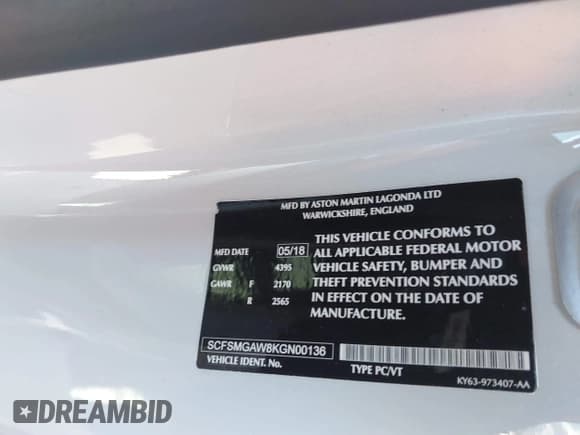 ✅ 2019 Aston Martin Vantage • VIN: SCFSMGAW8KGN00136 • Lot: 41115731. Wystawiony na IAAI z przebiegiem 13 149 mil. Bezpłatny archiwum sprzedaży aukcyjnych z USA i szczegółowy raport historii pojazdu na DreamBid. Zdjęcie 9.