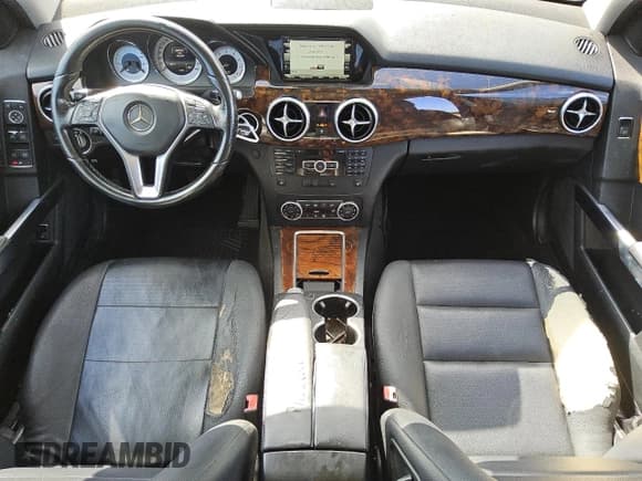 ✅ 2015 Mercedes-Benz GLK 350 • VIN: WDCGG8JB9FG389000 • Lot: 84227565. Listed on Copart with 8,432 mi. Free auction sales archive from the USA and detailed vehicle history report at DreamBid. Image 8.