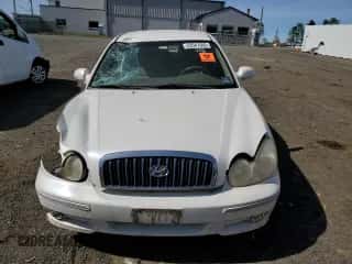 2004 Hyundai Sonata GLS с VIN KMHWF35HX4A975464, выставлен на аукционе Copart как лот 53547565 с пробегом Не указан миль и Списание • Salvage title. История ставок и продаж доступна на DreamBid. Изображение 5.
