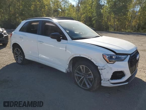 ✅ 2022 Audi Q3 Premium • VIN: WA1AUCF36N1047881 • Лот: 84233075. Опубликован ранее на Copart с пробегом 87 690 миль. Бесплатный доступ к архиву аукционных продаж из США и подробный отчёт об истории автомобиля на DreamBid. Изображение 4.