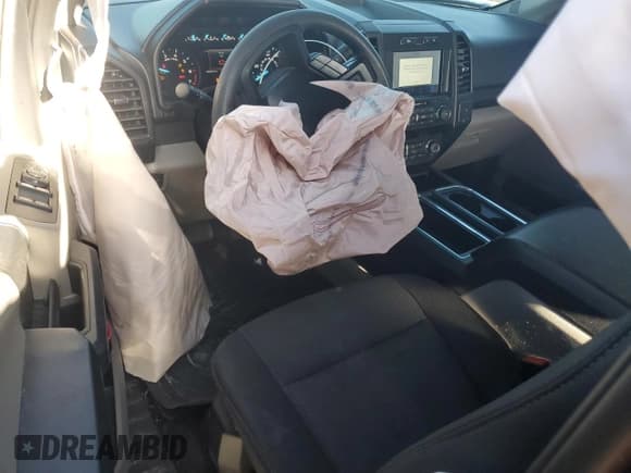 ✅ 2020 Ford F-150 XL • VIN: 1FTEW1EP2LKF31600 • Лот: 81943145. Опубликован ранее на Copart с пробегом 106 648 миль. Бесплатный доступ к архиву аукционных продаж из США и подробный отчёт об истории автомобиля на DreamBid. Изображение 8.