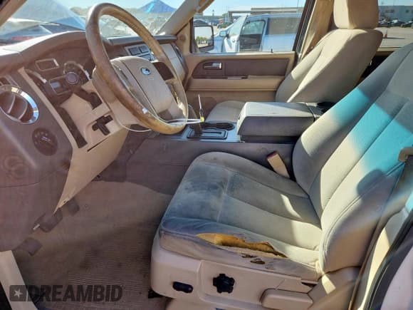 ✅ 2008 Ford Expedition SSV • VIN: 1FMFU15528LA78844 • Lot: 91069365. Listed on Copart with 263,779 mi. Free auction sales archive from the USA and detailed vehicle history report at DreamBid. Image 7.