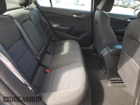 ✅ 2018 Chevrolet Cruze LT • VIN: 1G1BE5SM6J7167293 • Lot: 80909685. Listed on Copart with 39,452 mi. Free auction sales archive from the USA and detailed vehicle history report at DreamBid. Image 10.