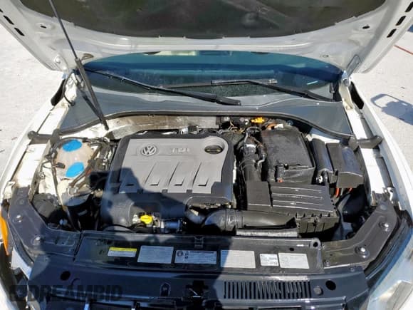 ✅ 2014 Volkswagen Passat SE • VIN: 1VWBN7A38EC090979 • Лот: 91837485. Опубликован ранее на Copart с пробегом 70 654 миль. Бесплатный доступ к архиву аукционных продаж из США и подробный отчёт об истории автомобиля на DreamBid. Изображение 11.