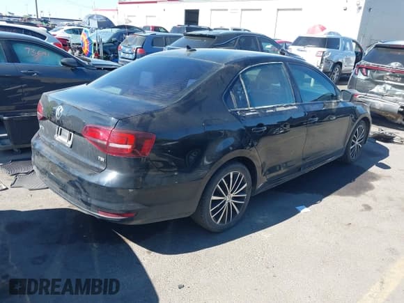 ✅ 2016 Volkswagen Jetta Sport • VIN: 3VWD17AJXGM364350 • Lot: 42965234. Listed on IAAI with 135,919 mi. Free auction sales archive from the USA and detailed vehicle history report at DreamBid. Image 4.