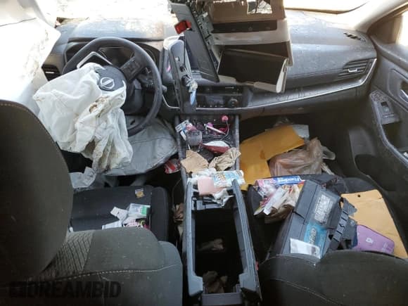 ✅ 2024 Nissan Rogue SV • VIN: 5N1BT3BA9RC741410 • Лот: 83818285. Опубликован ранее на Copart с пробегом Не указан. Бесплатный доступ к архиву аукционных продаж из США и подробный отчёт об истории автомобиля на DreamBid. Изображение 8.