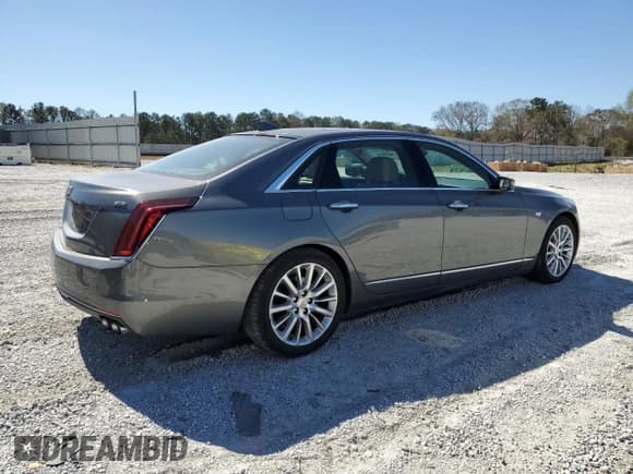 ✅ 2017 Cadillac CT6 AWD • VIN: 1G6KB5RS3HU190291 • Lot: 49872075. Wystawiony na Copart z przebiegiem 56 241 mil. Bezpłatny archiwum sprzedaży aukcyjnych z USA i szczegółowy raport historii pojazdu na DreamBid. Zdjęcie 3.
