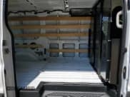 ✅ 2024 Ford Transit Cargo • VIN: 1FTBR1Y8XRKB03474 • Lot: 63350915. Wystawiony na Copart z przebiegiem 13 098 mil. Bezpłatny archiwum sprzedaży aukcyjnych z USA i szczegółowy raport historii pojazdu na DreamBid. Zdjęcie 11.