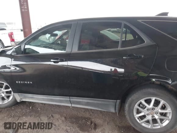 ✅ 2024 Chevrolet Equinox LS • VIN: 3GNAXHEG1RL142689 • Lot: 41797893. Listed on IAAI with 13,335 mi. Free auction sales archive from the USA and detailed vehicle history report at DreamBid. Image 14.