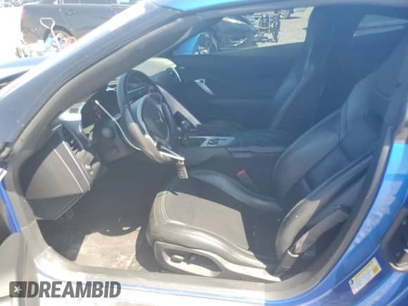 2014 Chevrolet Corvette Z51 1LT z VIN 1G1YG2D78E5120732, wystawiony jako Copart lot #57976955 z przebiegiem 68 193 mil mil oraz Szkoda całkowita • Salvage title. Historia ofert i sprzedaży dostępna na DreamBid. Obrazek 7.