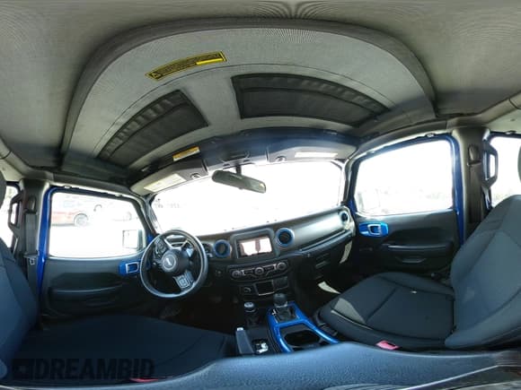 ✅ 2020 Jeep Wrangler Unlimited Black and Tan • VIN: 1C4HJXDN6LW154468 • Лот: 42974487. Опубликован ранее на IAAI с пробегом 24 948 миль. Бесплатный доступ к архиву аукционных продаж из США и подробный отчёт об истории автомобиля на DreamBid. Изображение 18.