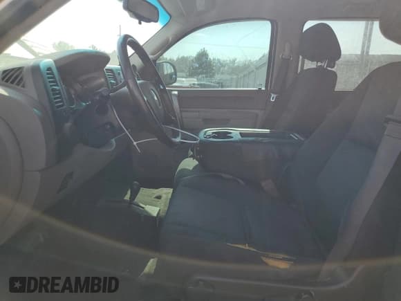 ✅ 2014 Chevrolet Silverado 2500HD Work Truck • VIN: 1GC1KVCG3EF154016 • Лот: 87250195. Опубликован ранее на Copart с пробегом 312 738 миль. Бесплатный доступ к архиву аукционных продаж из США и подробный отчёт об истории автомобиля на DreamBid. Изображение 7.