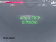 ✅ 2005 Ford Mustang GT Deluxe • VIN: 1ZVFT82H755246621 • Lot: 43663164. Wystawiony na IAAI z przebiegiem 219 369 mil. Bezpłatny archiwum sprzedaży aukcyjnych z USA i szczegółowy raport historii pojazdu na DreamBid. Zdjęcie 7.