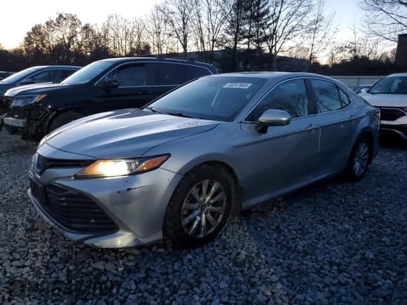 ✅ 2020 Toyota Camry LE • VIN: 4T1C11AK3LU913277 • Lot: 93247665. Listed on Copart with 225,112 mi. Free auction sales archive from the USA and detailed vehicle history report at DreamBid. Image 1.