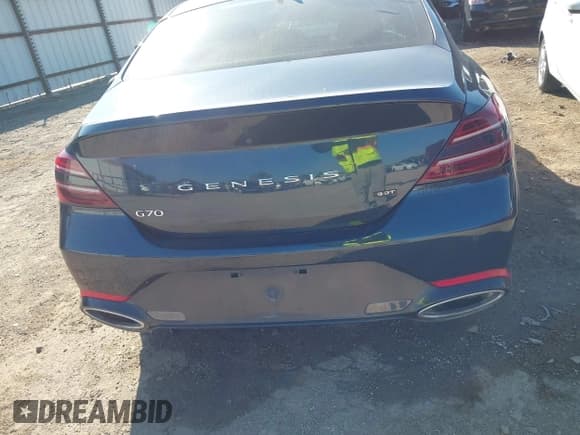 ✅ 2022 Genesis G70 3.3T • VIN: KMTG54TE5NU085630 • Лот: 43413892. Опубликован ранее на IAAI с пробегом 40 620 миль. Бесплатный доступ к архиву аукционных продаж из США и подробный отчёт об истории автомобиля на DreamBid. Изображение 17.