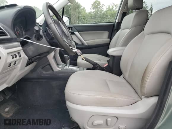 2016 Subaru Forester Limited с VIN JF2SJAHC0GH421708, выставлен на аукционе Copart как лот 71403785 с пробегом 74 546 миль миль и Списание • Salvage title. История ставок и продаж доступна на DreamBid. Изображение 7.