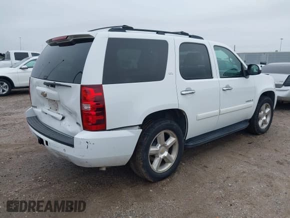 ✅ 2008 Chevrolet Tahoe LTZ • VIN: 1GNFC13048R175160 • Lot: 41452256. Listed on IAAI with 258,793 mi. Free auction sales archive from the USA and detailed vehicle history report at DreamBid. Image 4.
