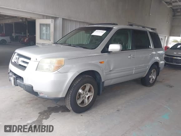 ✅ 2007 Honda Pilot EX-L • VIN: 5FNYF18507B001491 • Lot: 43131960. Wystawiony na IAAI z przebiegiem 201 679 mil. Bezpłatny archiwum sprzedaży aukcyjnych z USA i szczegółowy raport historii pojazdu na DreamBid. Zdjęcie 2.