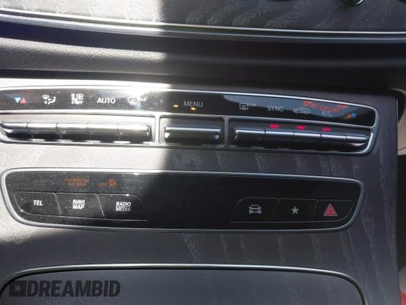 ✅ 2021 Mercedes-Benz E 350 • VIN: W1KZF8DBXMA976924 • Lot: 42471590. Wystawiony na IAAI z przebiegiem 36 504 mil. Bezpłatny archiwum sprzedaży aukcyjnych z USA i szczegółowy raport historii pojazdu na DreamBid. Zdjęcie 20.