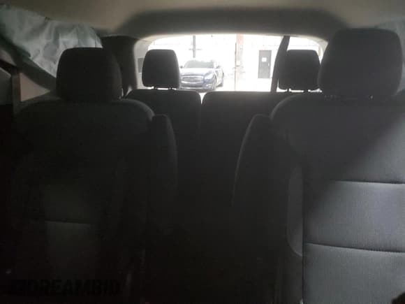 ✅ 2020 Chevrolet Traverse LT Cloth • VIN: 1GNEVMKW7LJ195939 • Лот: 81751854. Опубликован ранее на Copart с пробегом 122 556 миль. Бесплатный доступ к архиву аукционных продаж из США и подробный отчёт об истории автомобиля на DreamBid. Изображение 10.