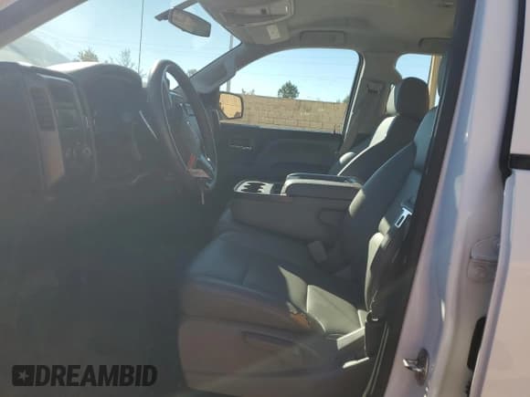 ✅ 2015 Chevrolet Silverado 1500 LS • VIN: 1GCRCPEC1FZ423409 • Lot: 90571815. Listed on Copart with 179,548 mi. Free auction sales archive from the USA and detailed vehicle history report at DreamBid. Image 7.